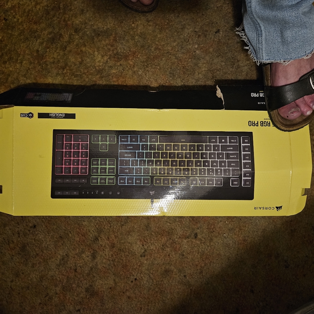 GAMING KEYBOARD - Picture 2 of 15